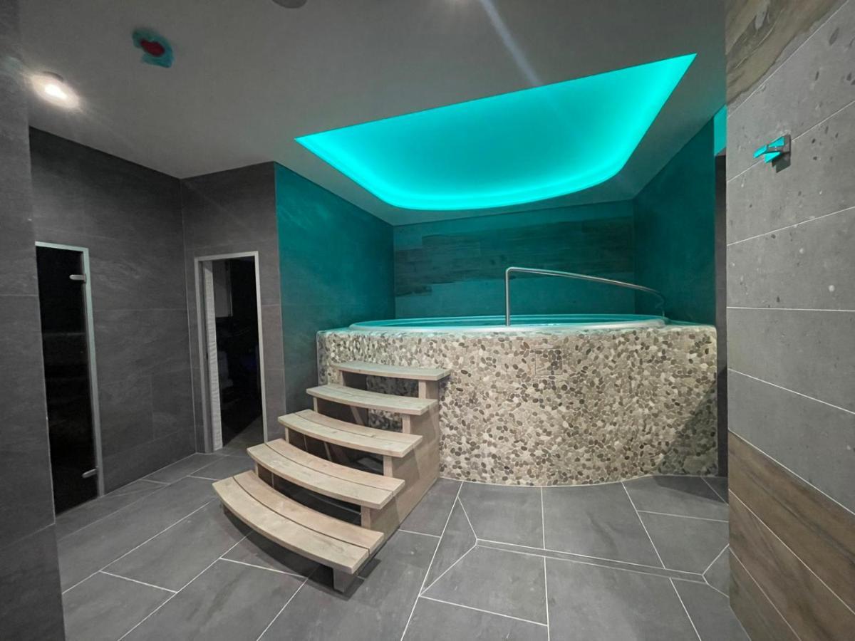 Apartmán s výhľadom na štíty Ovruč 312 Štrbské Pleso Esterno foto
