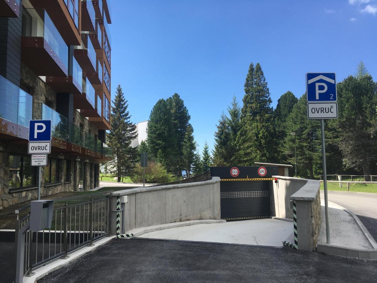 Apartmán s výhľadom na štíty Ovruč 312 Štrbské Pleso Esterno foto