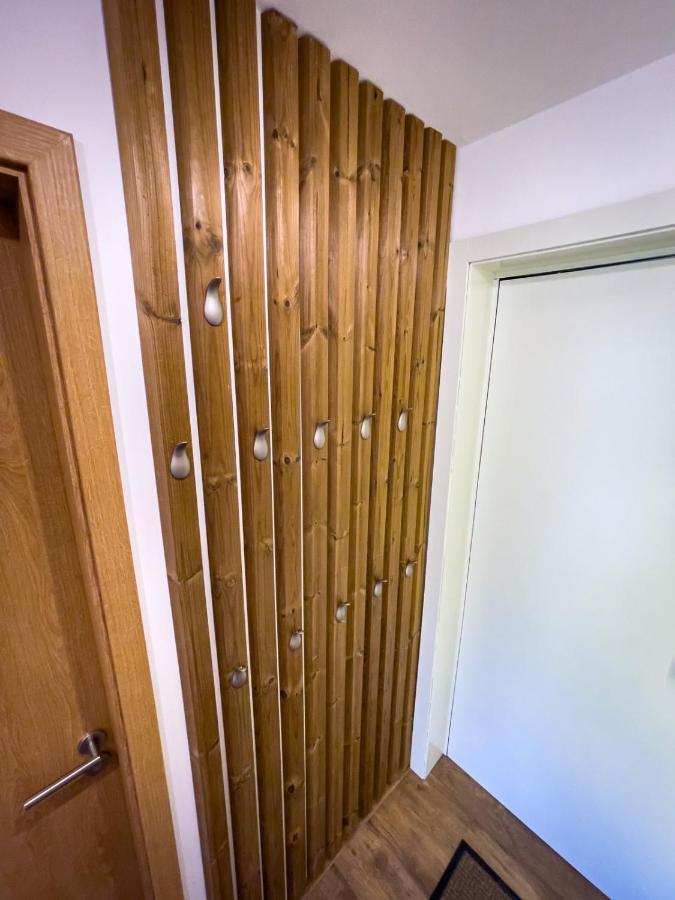 Apartmán s výhľadom na štíty Ovruč 312 Štrbské Pleso Esterno foto