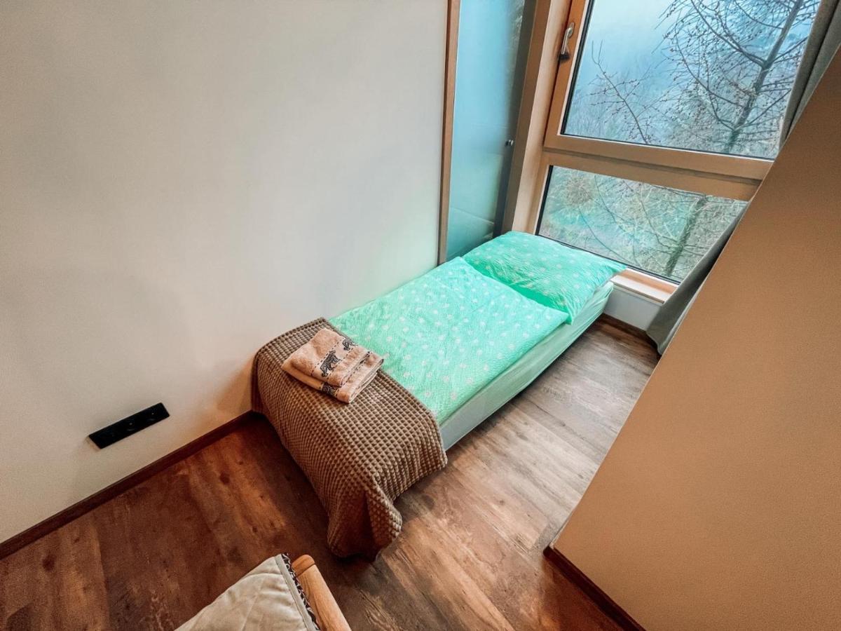 Apartmán s výhľadom na štíty Ovruč 312 Štrbské Pleso Esterno foto