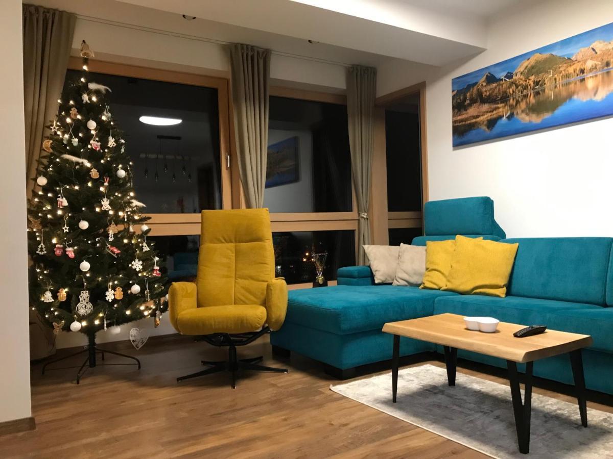 Apartmán s výhľadom na štíty Ovruč 312 Štrbské Pleso Esterno foto