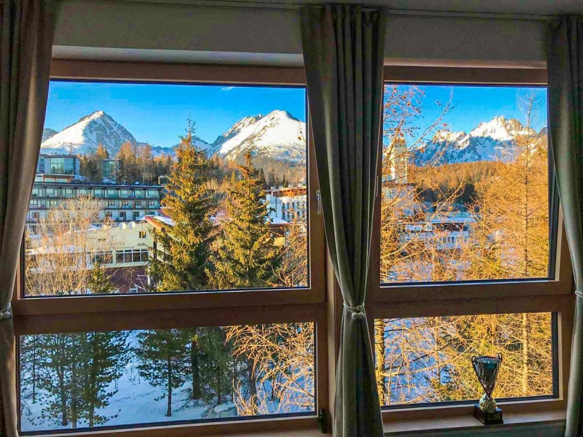 Apartmán s výhľadom na štíty Ovruč 312 Štrbské Pleso Esterno foto